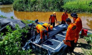 Perahu Terbalik Dibawa Arus, Seorang Warga masih Dicari