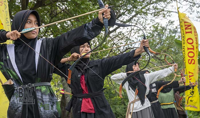 Kompetisi Panahan Remaja Gebyar Ramadhan di Nunu
