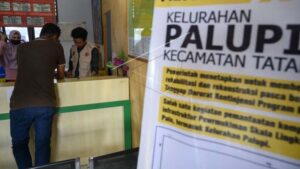 Pemkot Palu Cabut Syarat Pelunasan Retibusi Sampah untuk Layanan di Kantor Camat dan Lurah