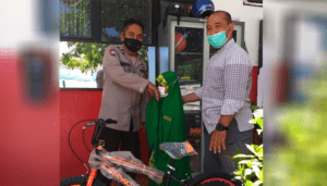 Senangnya Naura, Dapat Sepeda dari Gebyar Vaksin Anak di Tinggede