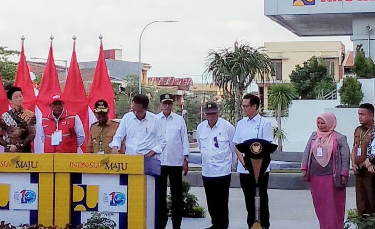 Jokowi resmikan amc anutapura
