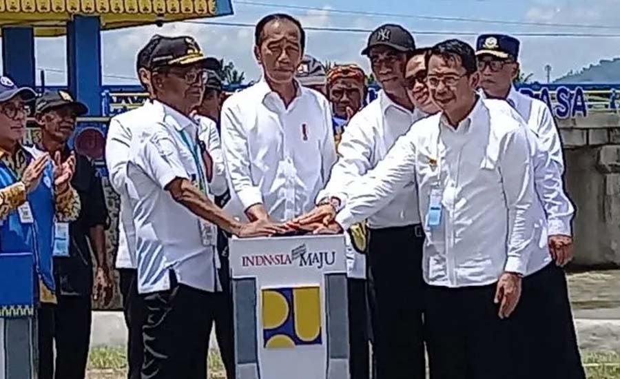 peresmian bendungan irigasi gumbasa