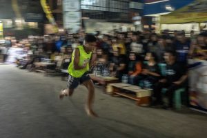 Melihat Serunya Balap Lari Tradisional Pangova di Palu