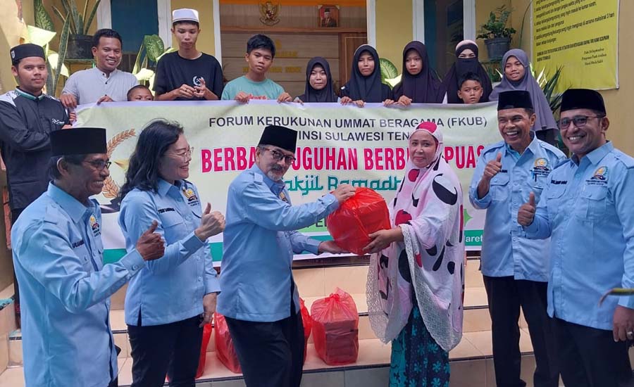 fkub salurkan bantuan pangan
