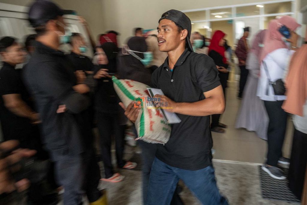 bantuan beras bagi tenaga honorer