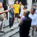 Sekkot Palu, Irmayanti Pettalolo (ketiga kanan) bersama sejumlah Kadis meninjau lokasi kebakaran Pasar Masomba, Sabtu (20/4/2024). (Foto: Humas Pemkot Palu)