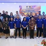 Foto bersama usai pembukaan Pelatihan Pelatih dan Dirigen Paduan Suara Pesparawi di Gereja HBK, Palu, Jumat (23/2/2024). (Foto: HO/Humas Pemkot Palu)