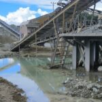 *Terlihat Mata Air Valoli yang berada tepat dibawa mesin gilingan batu atau Crusher. (Foto:Koalisi Petisi Palu-Donggala).