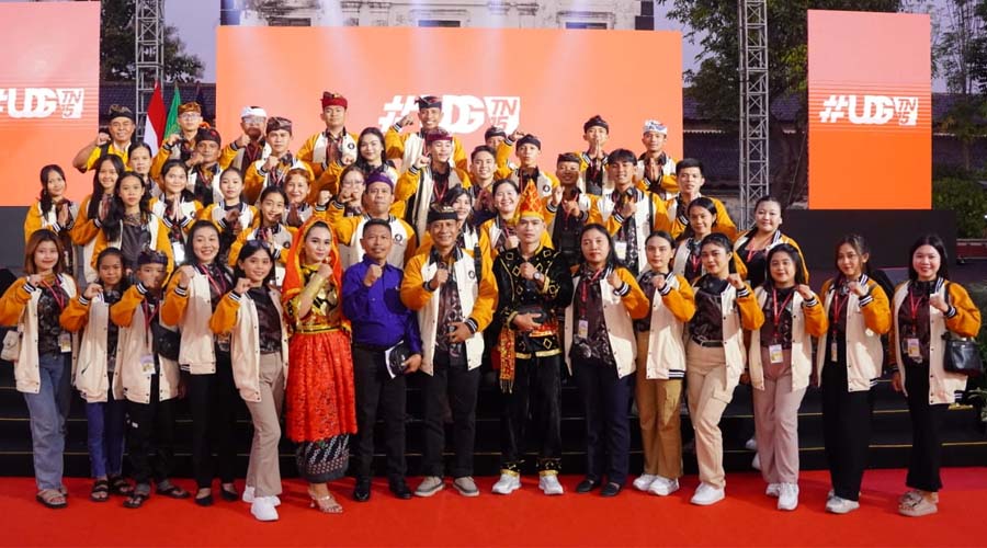 Kontingan Sulteng pada Utsawa Dharma Gita (UDG) Tingkat Nasional XV 2024 yang digelar di Solo, Jawa Tengah, 8-12 Juli 2024. (Foto: Ist)