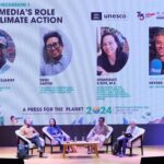 Panel diskusi tentang peran jurnalis dalam perubahan iklim oleh UNESCO di Jakarta, Rabu (10/7/2024). (Foto: UNESCO Indonesia)