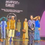Kreasi tenun Donggala yang ditampilkan KPwBI Sulteng berkolaborasi dengan FFF byFery di MUFEEST 2024 di Jakarta, 8-11 Agustus 2024. (Foto: HO-KPwBI Sulteng)