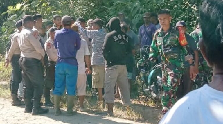 Sejumlah aparat berada di ka PT HIP. di Buol, Rabu(31/8/2024). (foto: ist