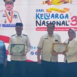 Penyerahan piagam sejumlah penghargaan pada puncak Harganas ke-31 di Palu, Rabu (7/8/2024). (Foto: ist)