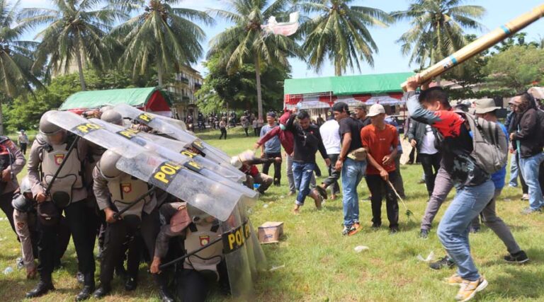 Simulasi sistem pengamanan kota oleh Polres Sigi menjelang Pilkada Serentak di Mapolres Sigi, Rabu (21/8/2024). (Foto: Humas Polres Sigi)