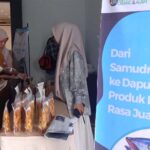 Pameran produk hasil kemandirian kelompok dampingan Daerah Perlindungan Laut (DPL) oleh ROA di Desa Luok dan Kelurahan Talang Batu, Kecamatan Balantak, Kabupaten Banggai. (Foto: ROA SUlteng)