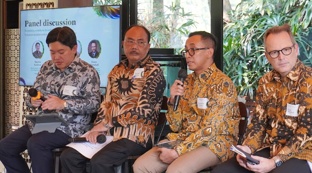 Chief of Sustainability and Corporate Affair PT Vale, Bernardus Irmanto (kedua kanan) dalam sesi The Leaders Roundtable on Industrial Decarbonization diskusi pre-event International Sustainability Forum (ISF) 2024 di Jakarta, Kamis (29/8/2024). (Foto: PT Vale Indonesia)