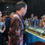 Presiden Jokowi saat mengunjungi boot PT Vale Indonesia pada Festival LIKE 2 2024 di jakarta, Jumat (9/8/2024). (Foto: PT Vale Indonesia)