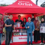 Stan Telkomsel di Lapangan Vatulemo Palu, Kamis (26/9/2024). (foto: bmz)