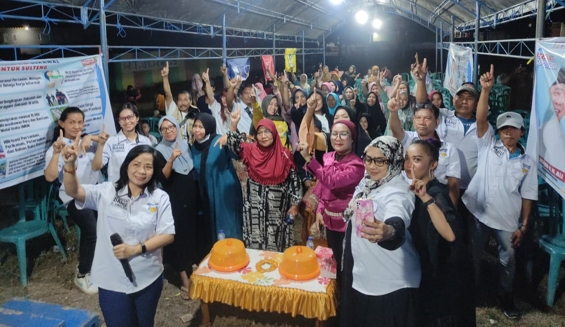Juru Kampanye Partai Koalisi BERAMAL (Ahmad Ali-Abdul Karim Aljufri) melakukan kampanye di Kelurahan Lasoani, Kota Palu, Jumat malam (25/10/2024). (Foto: Tim Media Partai Koalisi BERAMAL)