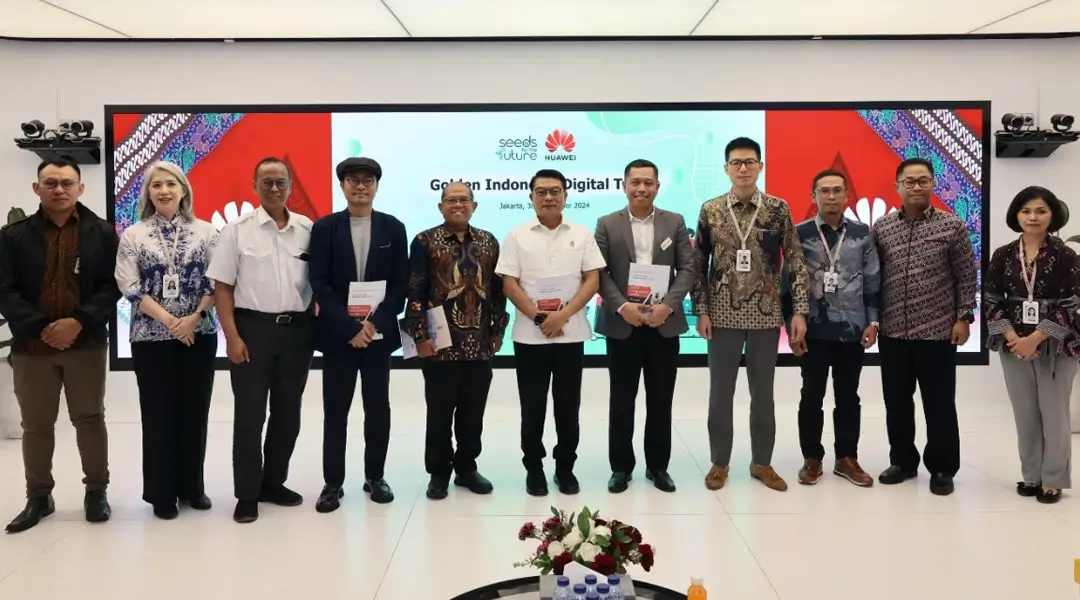 Para pembicara pada diskusi Menemukan Cakrawala Baru Menuju Talenta Digital Emas Indonesia di Jakarta, Kamis (3/10/2024). (Foto: HO-Huawei Indonesia)