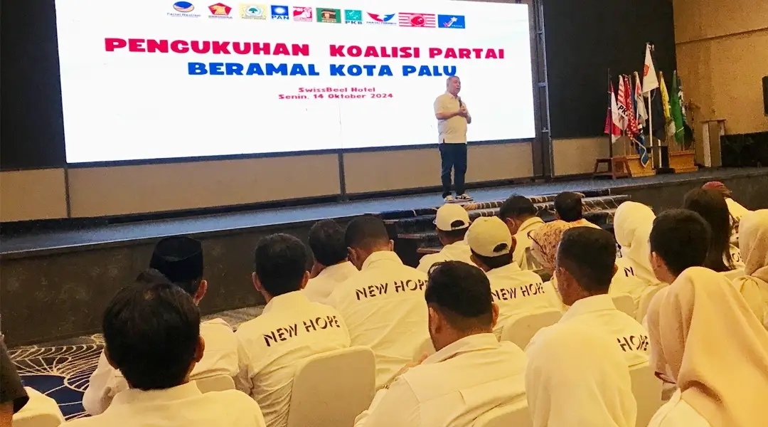 Cagub nomor urut 1, Ahmad Ali pada pengukuhan Koalisi Partai BERAMAL Kota Palu, Senin (14/10/2024). (Foto: Tim Media Koalisi BERAMAL Provinsi)