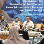 Direktur Pencegahan BNPT, Irfan Idris mengisi panel diskusi lokakarya membangun Nexus Humanitarian Development Peace (HDP) di Hotel Hermes, Banda Aceh, Selasa (8/10/2024). (Foto: UN Women Indonesia)
