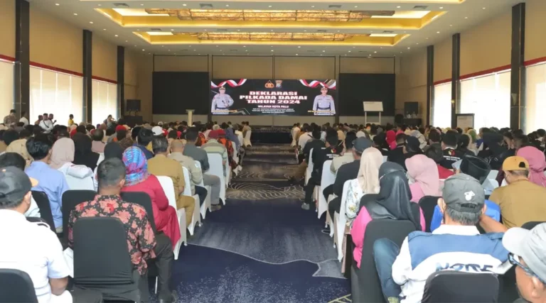 Deklarasi Pilkada Damai Polresta Palu yang dihadiri sejumlah elemen warga di Palu, Senin (7/10/2024). (Foto: Humas Polresta Palu)