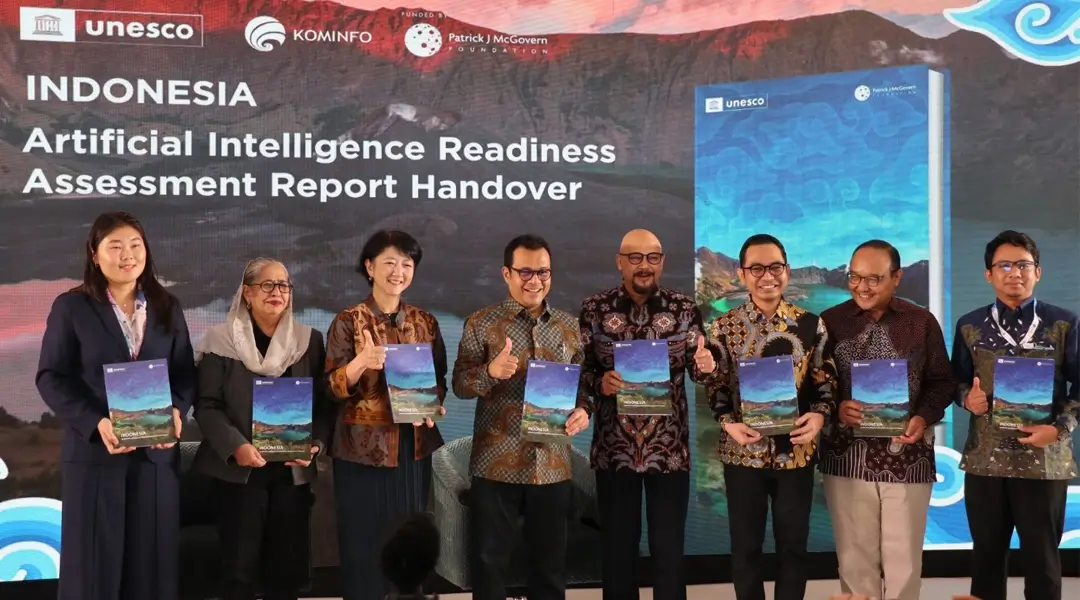 Penyerahan Laporan Penilaian Kesiapan AI Indonesia (ID). (Foto: UNESCO Indonesia)
