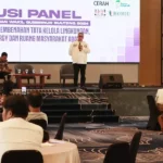 Diskusi panel Forum Jurnalis Sulteng bertema lingkungan yang dihadiri Cagub Ahmad Ali di Palu, Selasa (19/11/2024). (Foto: Forum Jurnalis Sulteng)