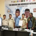 Tim Hukum dan Advokasi BerAmal pada konferensi pers dugaan fitnah jurkan Paslon nomor urut 3 di Kantor DPD Gerindra Sulteng, (Foto: Tim Media Koalisi Beramal)