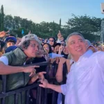 Calon Gubernur Sulawesi Tengah nomor urut 1, Ahmad HM Ali berorasi dalam kampanye akbar di Lapangan Immanuel Palu, Sabtu (23/11/2024). (Foto: Tim Media BerAmal)