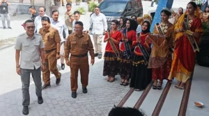 Menteri Perlindungan Pekerja Migran Kunjungi SMKN 2 Palu