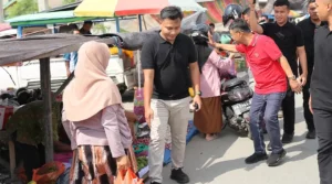 Rusdy Mastura Blusukan ke Pasar Inpres dan Lasoani