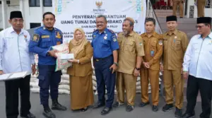 PHL Damkar dan Armada Kebersihan Dapat Bantuan SIZ