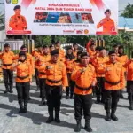 Personel basarnas Palu pada Apel Siaga Nataru, Rabu (18/12/2024). (Foto: bmzIMAGES/Basri Marzuki)