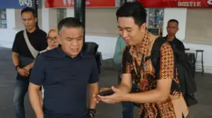 Wali Kota Pastikan Lokasi Pemasangan Media CBP Rupiah di Lapangan Vatulemo