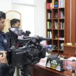 Kabid Humas Polda SUlteng, Kombes Pol Djoko Winenartono (kanan) memberikan keterangan kepada wartawan. (Foto: Humas Polda Sutleng)