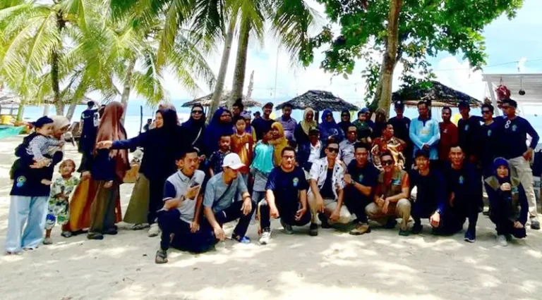 Famili gathering MAN Insan Cendikian di Prince Jhon Dive Resort, Minggu (19/1/2025). (Foto: MAN Insan Cendikia)