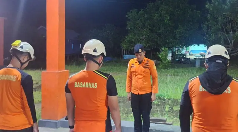 Unit Siaga SAR TOlitoli bersiap berangkat ke Buol untuk penarian anak yang hanyut terbawa arus di Pantai Buol, Sabtu (15/2/2025). (FOto: Basarnas Palu)