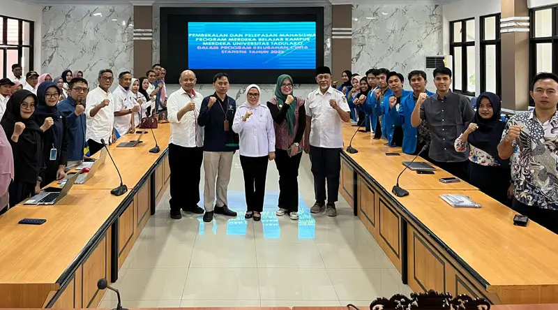 Sekda Kota Palu, Irmayanti usai pelepasan mahasiswa MBKM Mandiri Untad, Selasa (11/3/2025). (Foto: Prokopim Setda Kota Palu/Jufri)