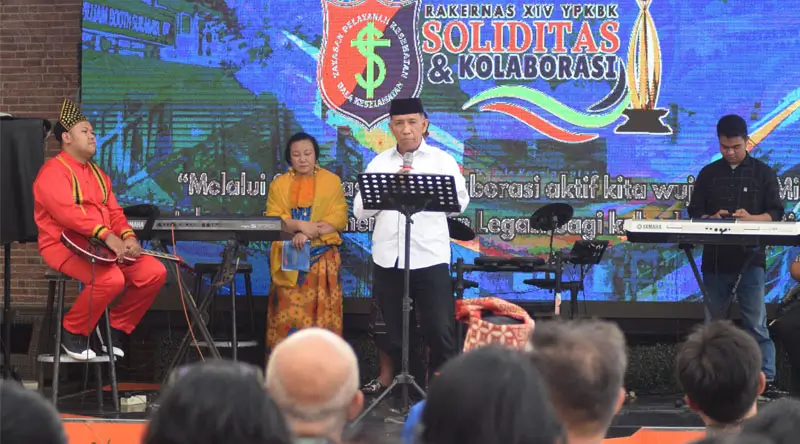 Asisten bidang Administrasi Umum Setda Kota Palu, Imran pada Gala DInner Rakernas YPKBK di Palu, Jumat (14/3/2025). (Foto: Prokopim Setda Kota Palu/Imr)