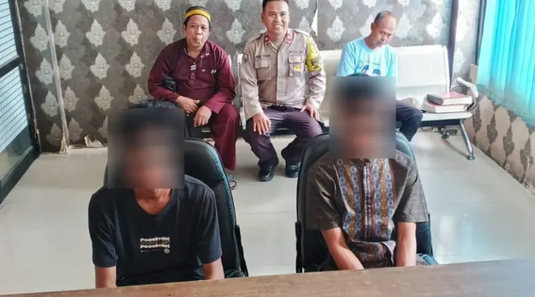 Dua pemuda korban tawuran melapor ke Polres Sigi, Sabtu (1/3/2025). (Foto: Humas Polres Sigi)