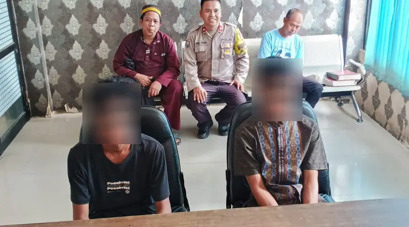 Dua pemuda korban tawuran melapor ke Polres Sigi, Sabtu (1/3/2025). (Foto: Humas Polres Sigi)