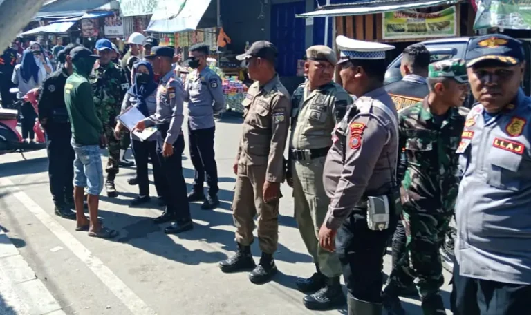 Operasi penertiban parkir liar dan premanisme di Kota Palu oleh Satgas Gabunga, Rabu (28/5/2025). (Foto: Humas Polresta Palu)