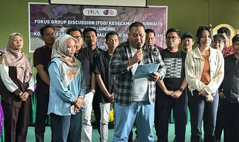 Koordintaro KKJ Sulteng, Moh Arief menyampaikan komitmennya setelah terpilih menjadi koordinator KKJ Sulteng di Palu, Rabu (11/6/2025). (Foto: AJI Palu)