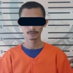 RJ, tersangka kasus kepemilikan narkoba yang ditangkap di Desa Pewunu, Dolo Barat, Sigi, Rabu (18/6/2025). (Foto: Humas Polres Sigi)