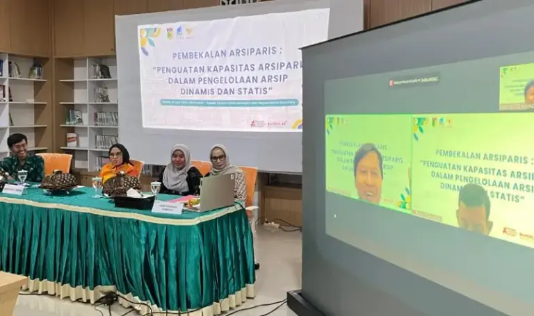 Pembukaan pembekalan arsiparis oleh Sekot Palu, Irmayanti di Palu, Kamis (19/6/2025). (Foto: Prokopim Setda Kota Palu/Imron)