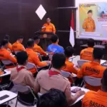 Kepala Kantor Pencarian dan Pertolongan Palu, Muh RIzal menyampaikan sambutan pada pembukaan pelatihan kecelakaan laut di Palu, Rabu (11/6/2025). (Foto: Basarnas Palu)