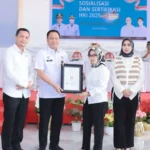 Kakanwil Kemenkum Sulteng Rakhmat Renaldy pada Sosiliassi sertfikasi di Morowali, Rabu (23/7/2025). (@Kemenkum Sulteng)