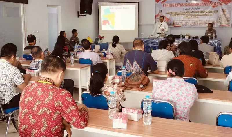 Pelatihan peningkatan kapasitas bagi puluhan pendeta dari berbagai gereja di Poso, Selasa (8/7/2025). (Foto: Humas Ops Madago Raya)